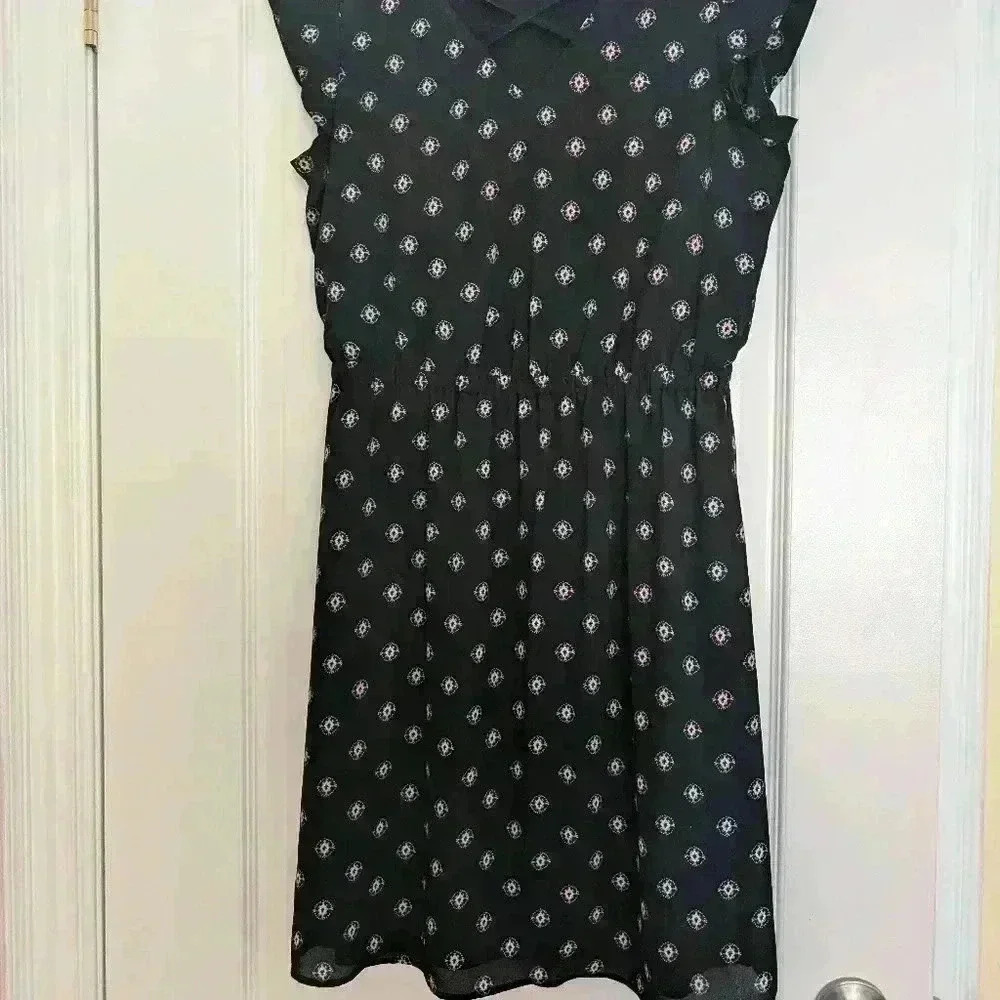 Reitmans size Medium  navy dress with pattern - Picture 2 of 6